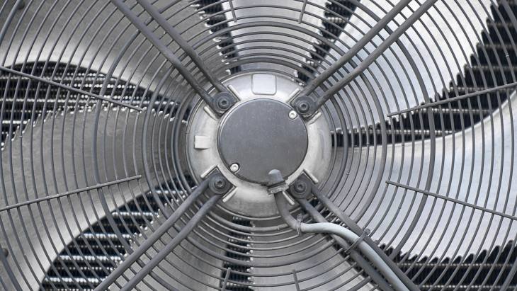 Domina Case Logo Ventilador